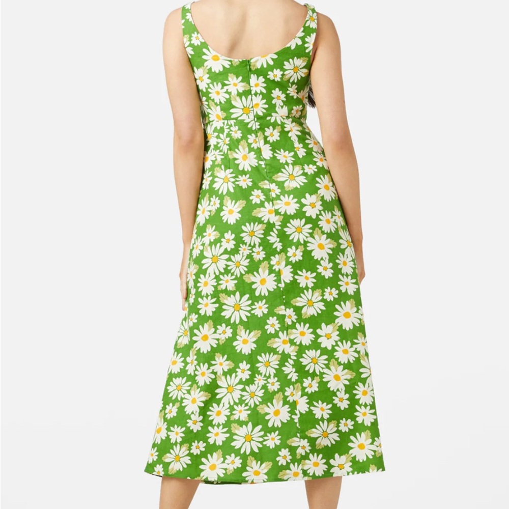 Wild Daisy Midi Size 12 Like
P-P 20 1/2, 18 1/2 at Empire waistline (under bust)